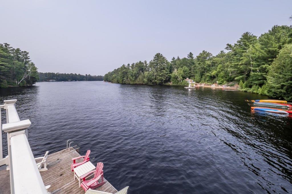 Photos of The Landscapes on Lake of Bays