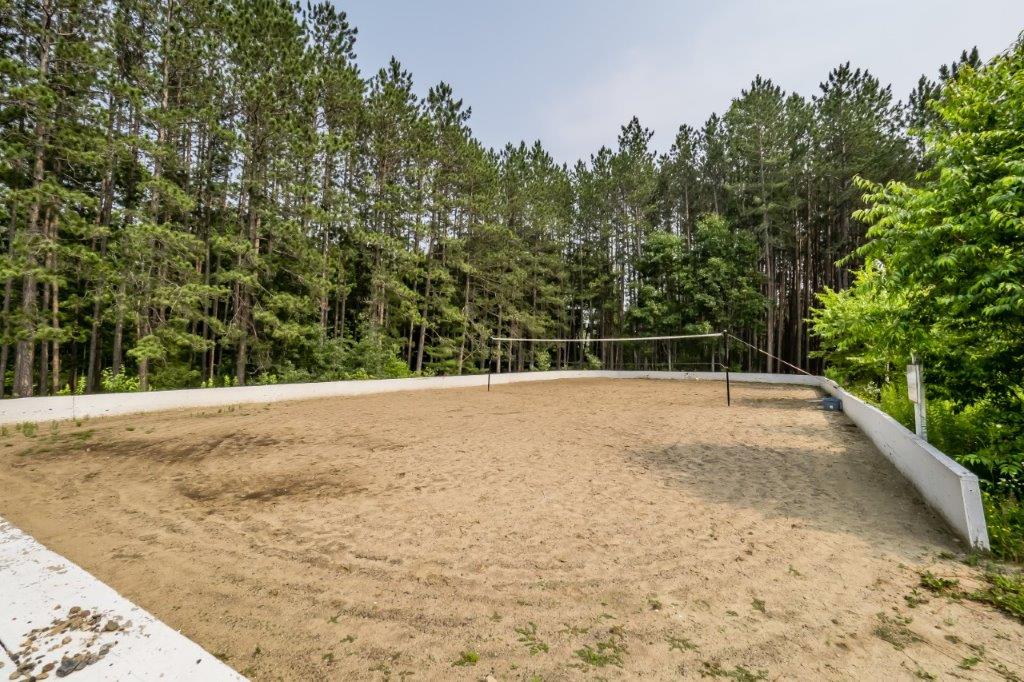 Photos of The Landscapes on Lake of Bays