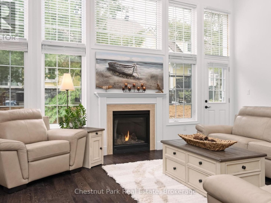 25 Durham Road, Muskoka River