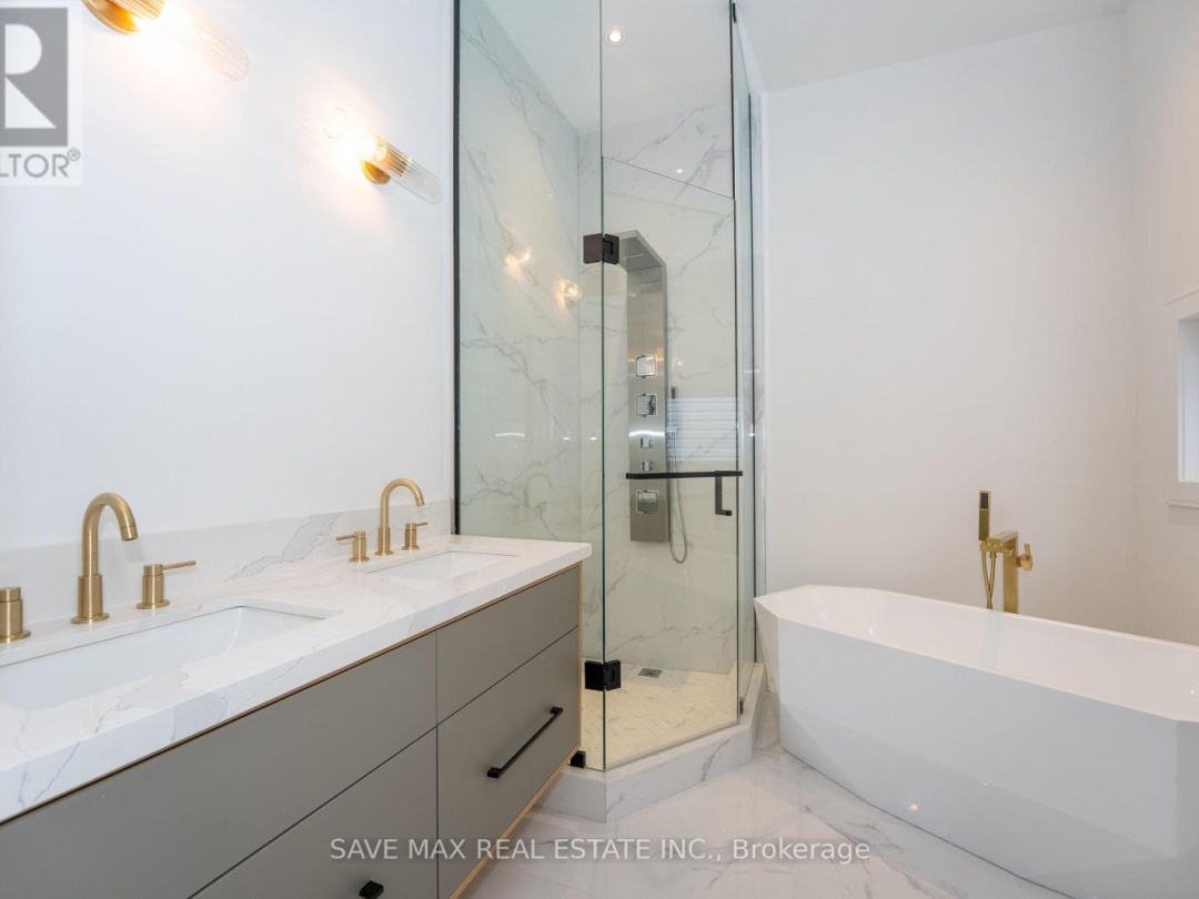 3775 SUNBANK CRESCENT, 