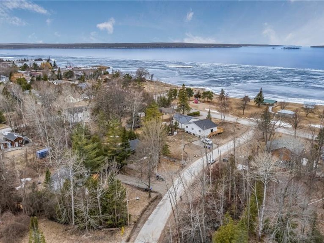 185 Silver Birch Cres Crescent, Port McNicoll