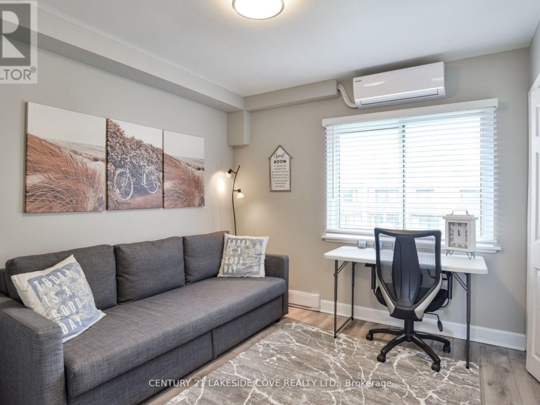 UNIT 14 - 1 PARADISE BOULEVARD, 