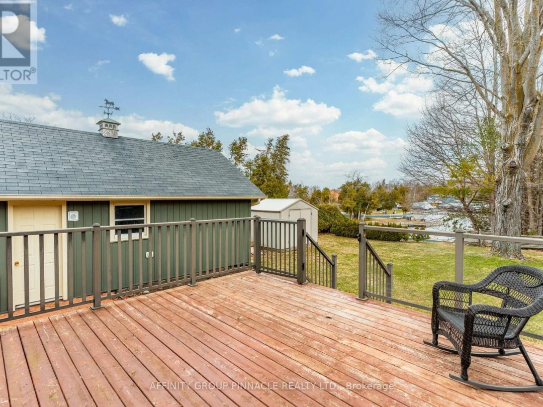 88 Simcoe Street, Lake Simcoe