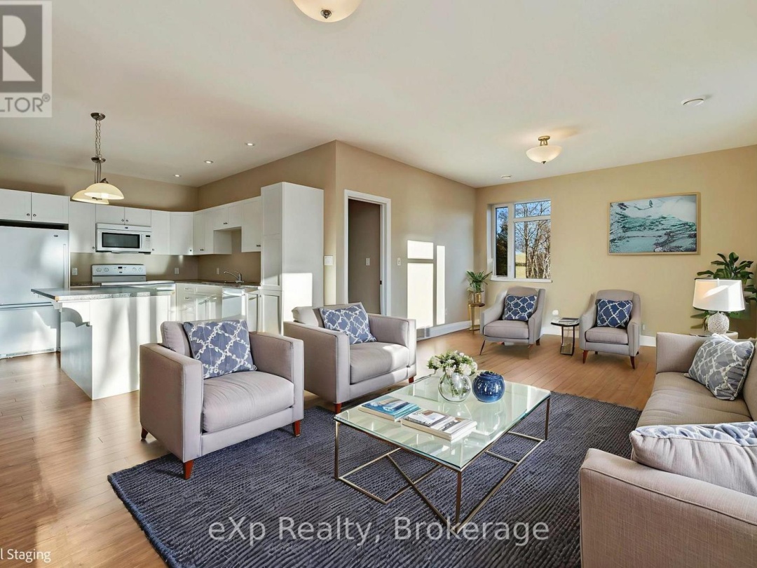 308 - 20D SILVER BIRCH COURT, 