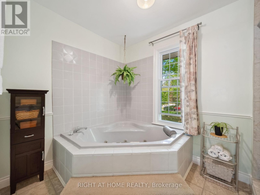 1857 KENSINGTON PLACE, 