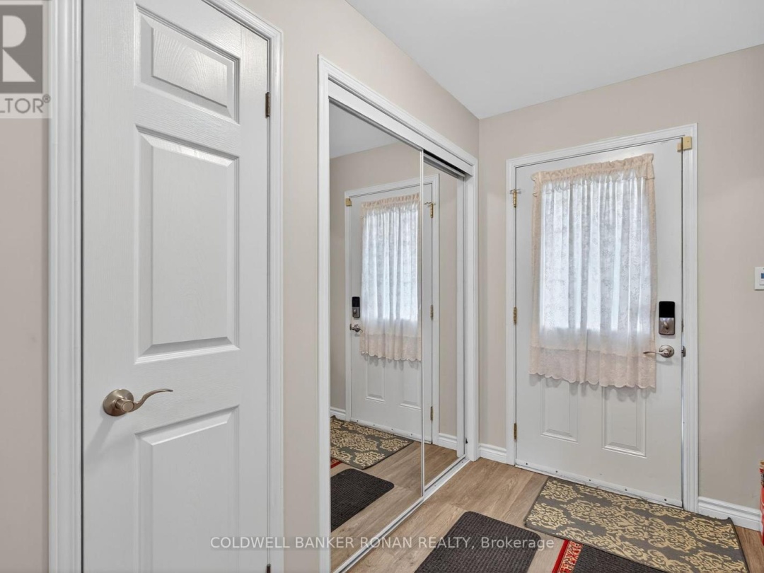 172 WILLIAM STREET W, 