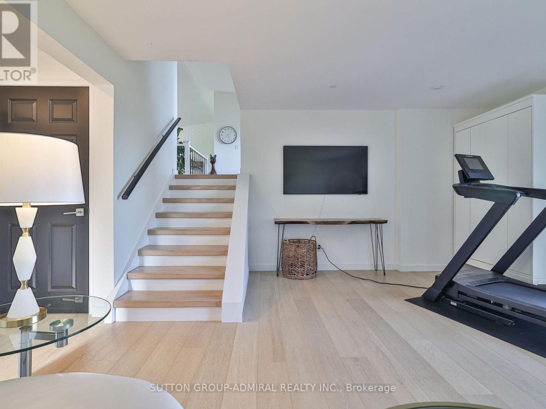 112 BAYSHORE DRIVE, Lake Simcoe