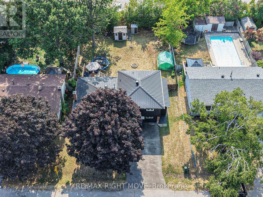 425 RAYMOND AVENUE, 