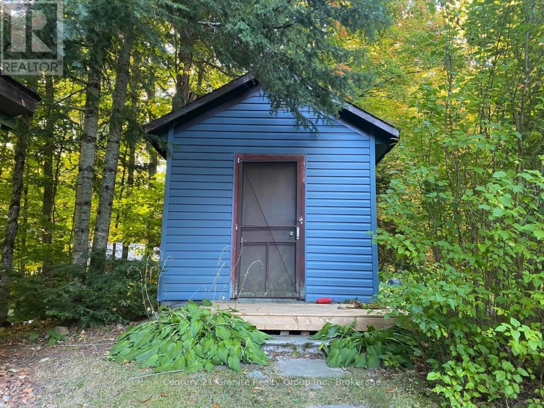 1052 KENSINGTON ROAD, 