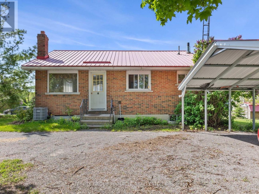 572 COUNTY RD 8 ROAD, 