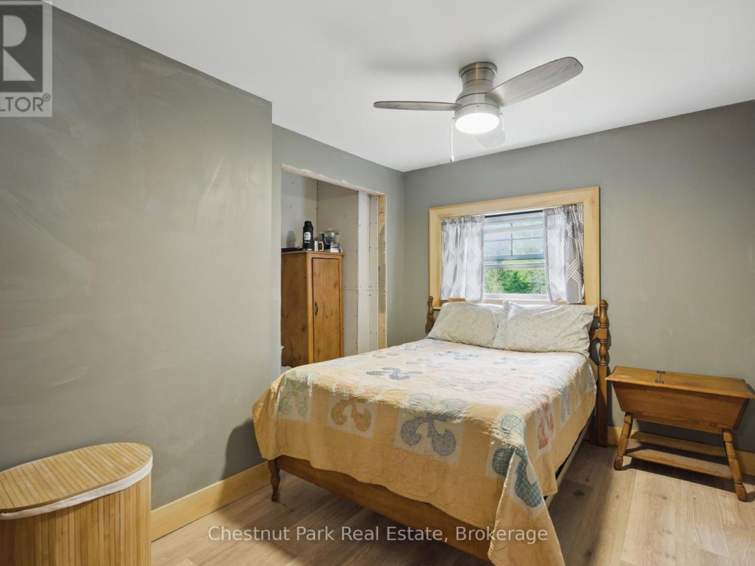 1258 RAVENSCLIFFE ROAD, 
