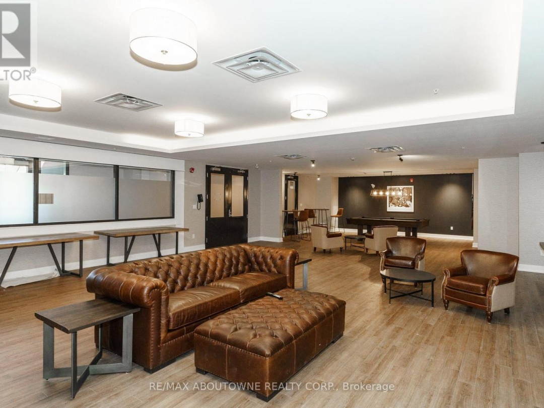 332 - 25 PEN LAKE POINT ROAD, 