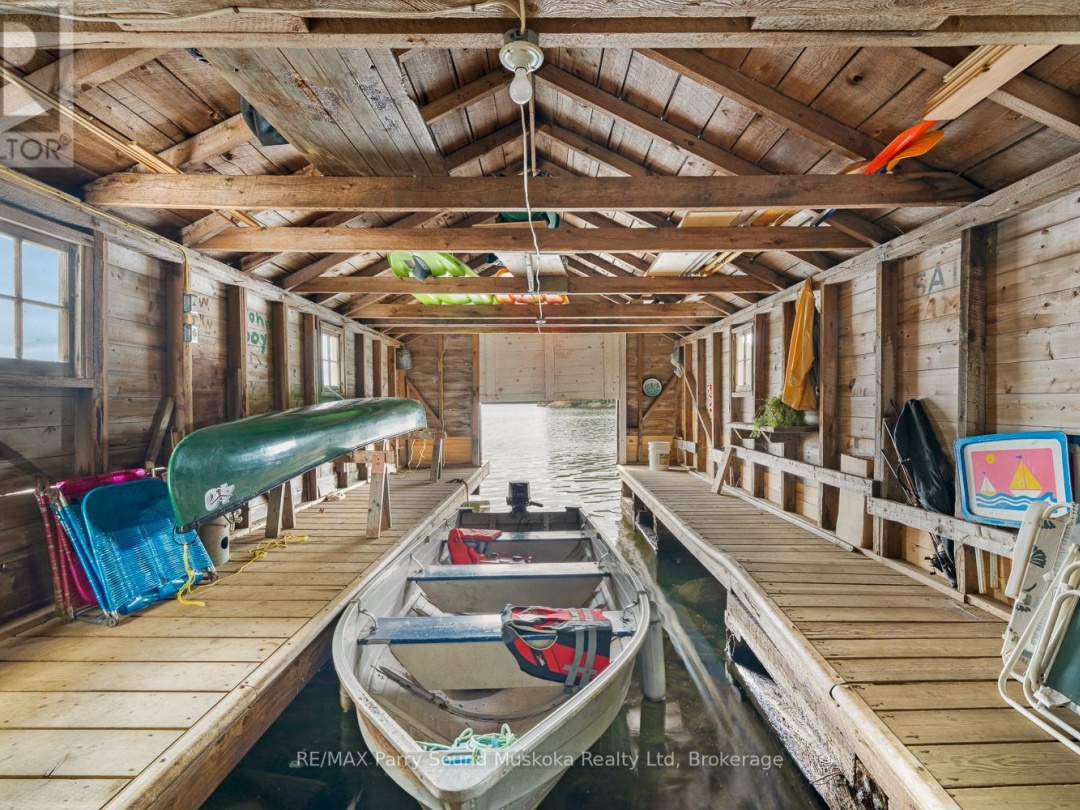897 172 WA HORSESHOE LAKE, 