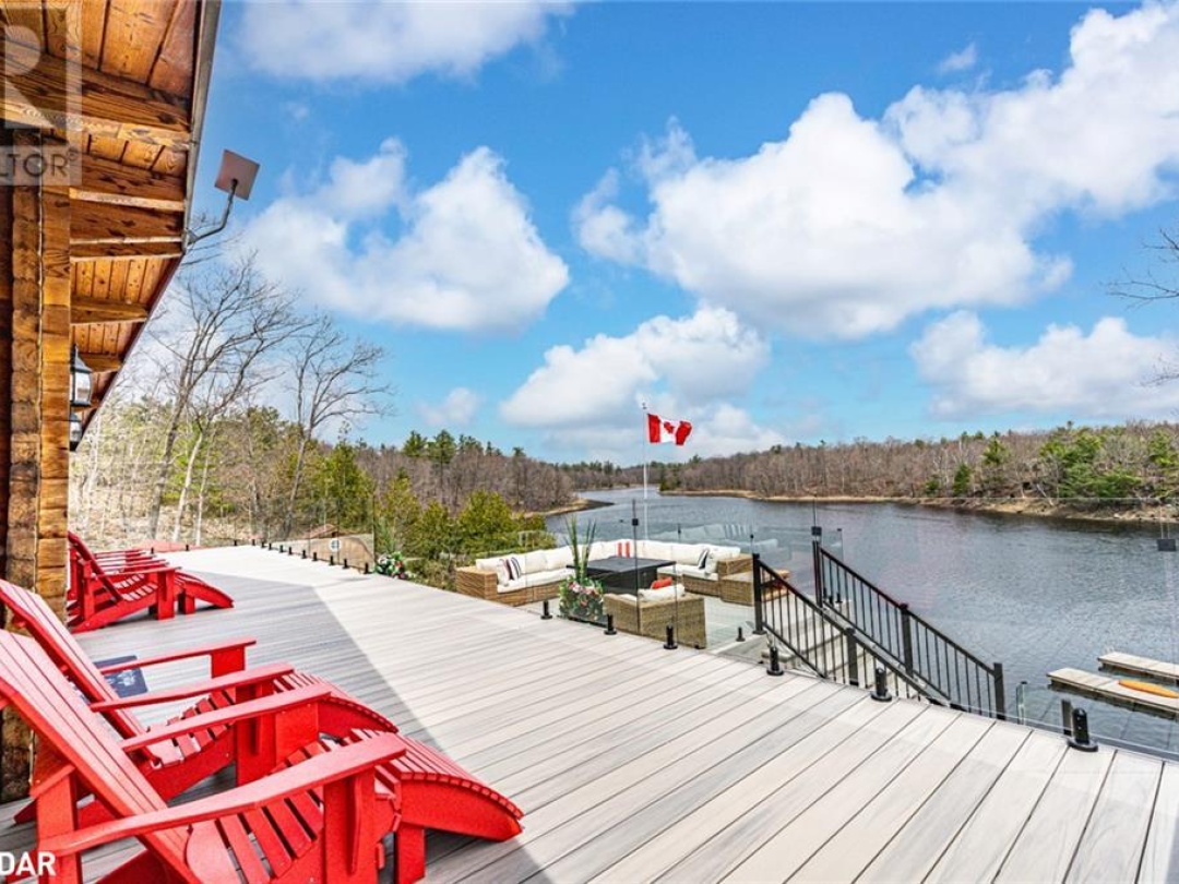 83 Walkway Rd, Georgian Bay