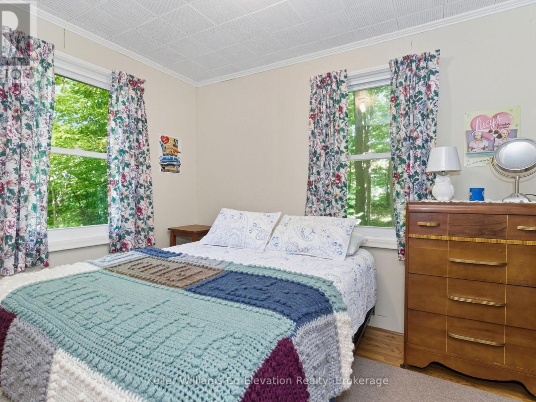 3 CROSSINGVIEW LANE, 