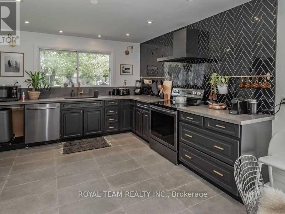 22 Turtle Path, Lake Simcoe