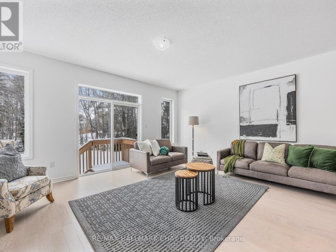 12 DYER CRESCENT, 