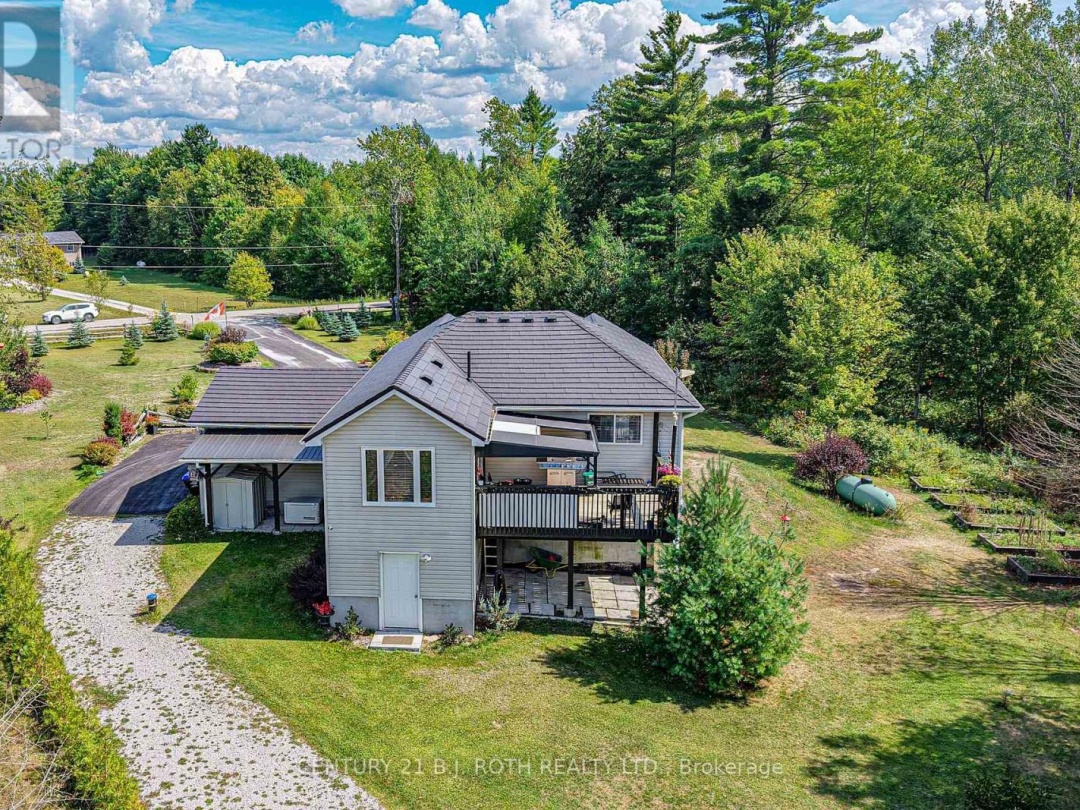 7576 CRONK SIDE ROAD, 