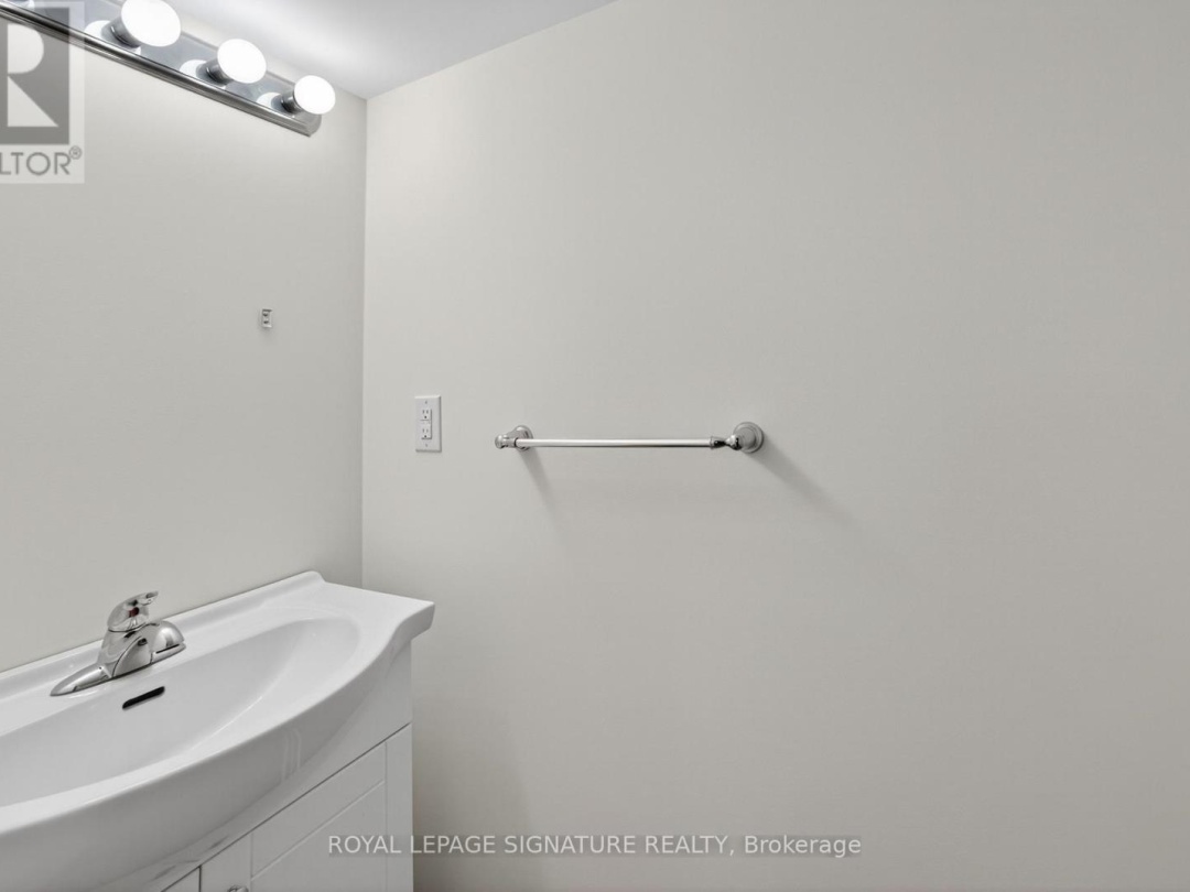 8 - 393 MANITOBA STREET, 