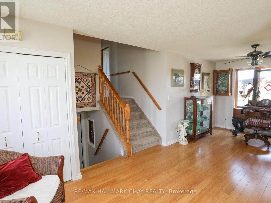 6689 Rama Road W, Ramara