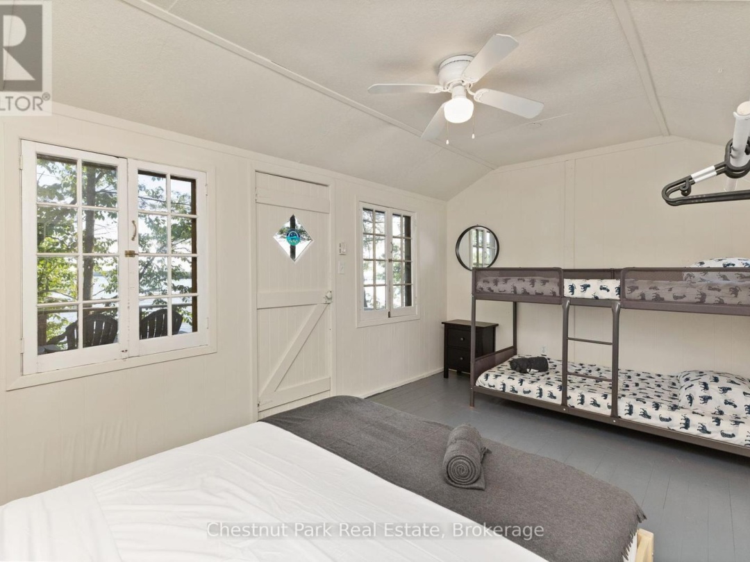 29 Island 26Lm, Lake Muskoka