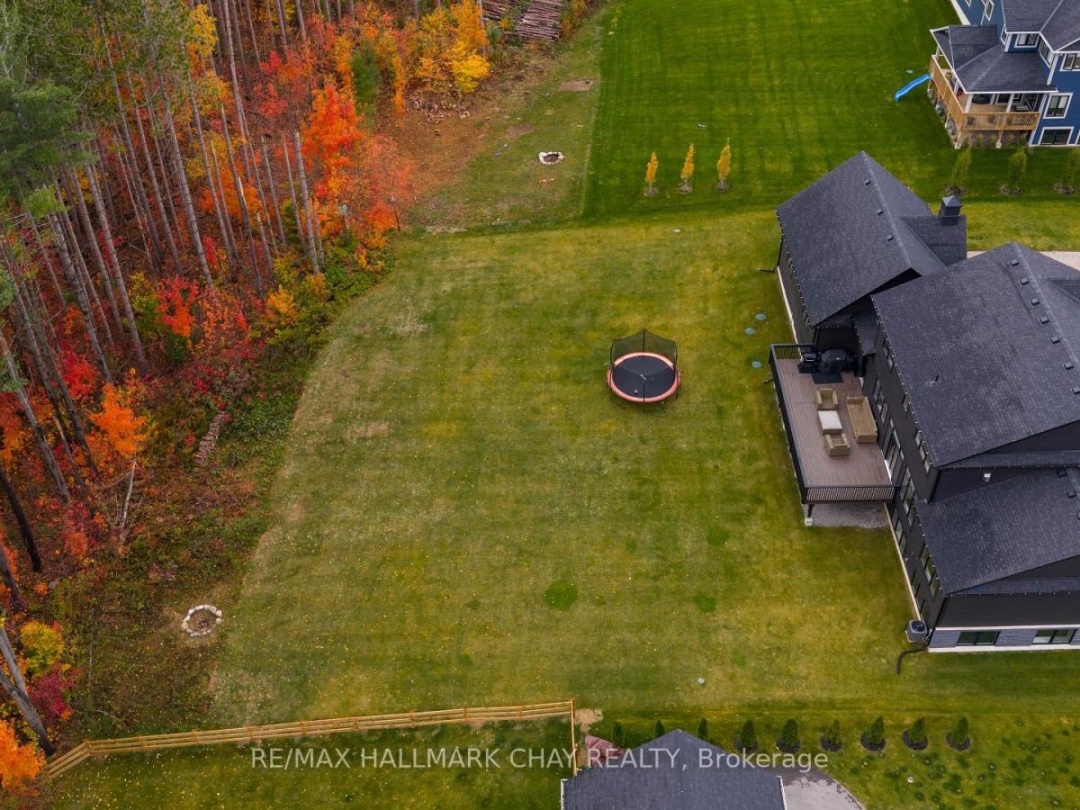 72 GEORGIAN GRANDE DRIVE, 