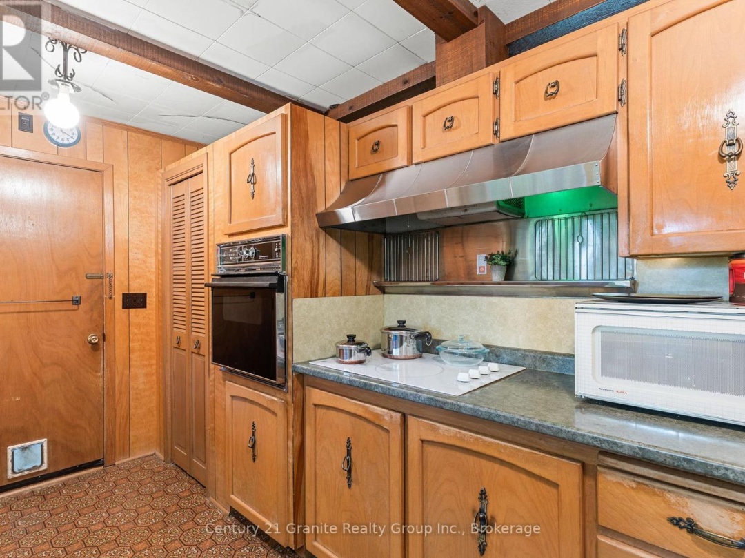1204 WALKER LINE ROAD, 