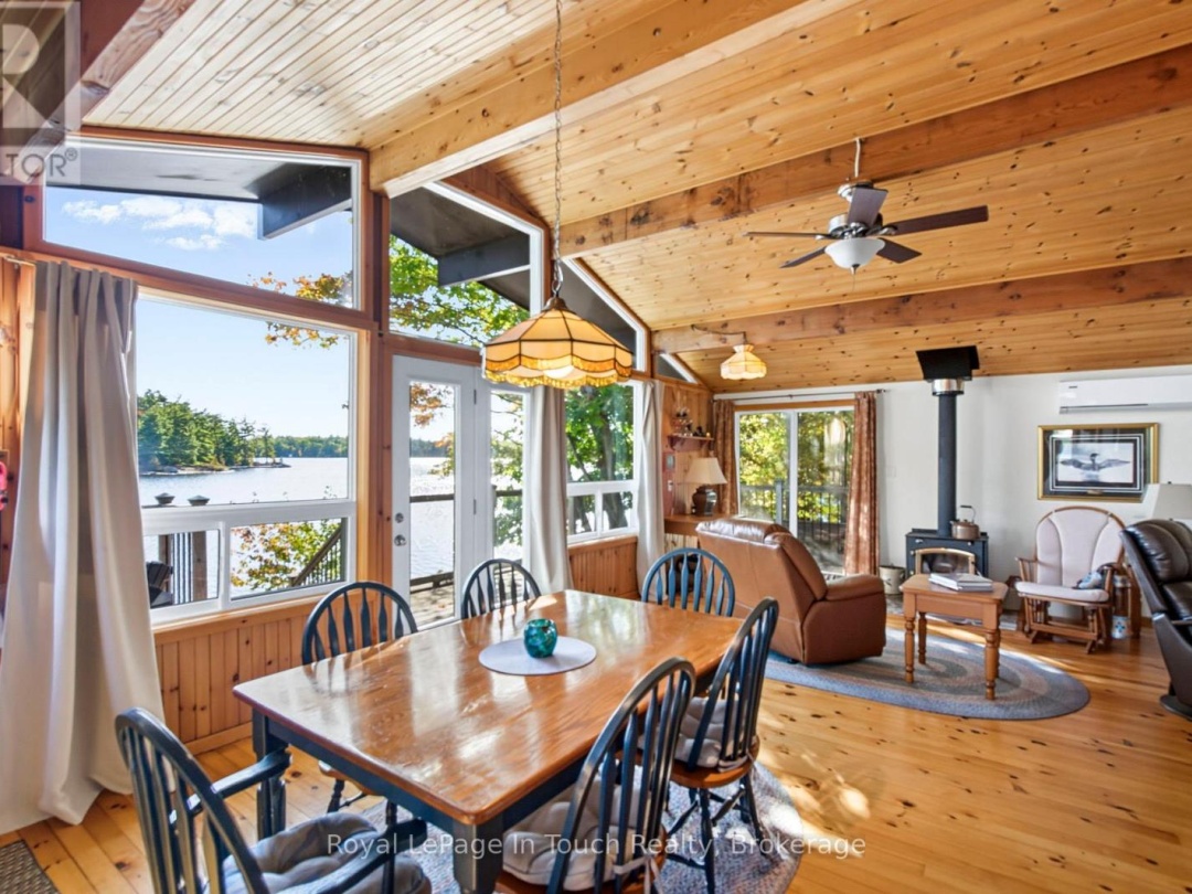 2 IS 190 ISLAND, Six Mile Lake