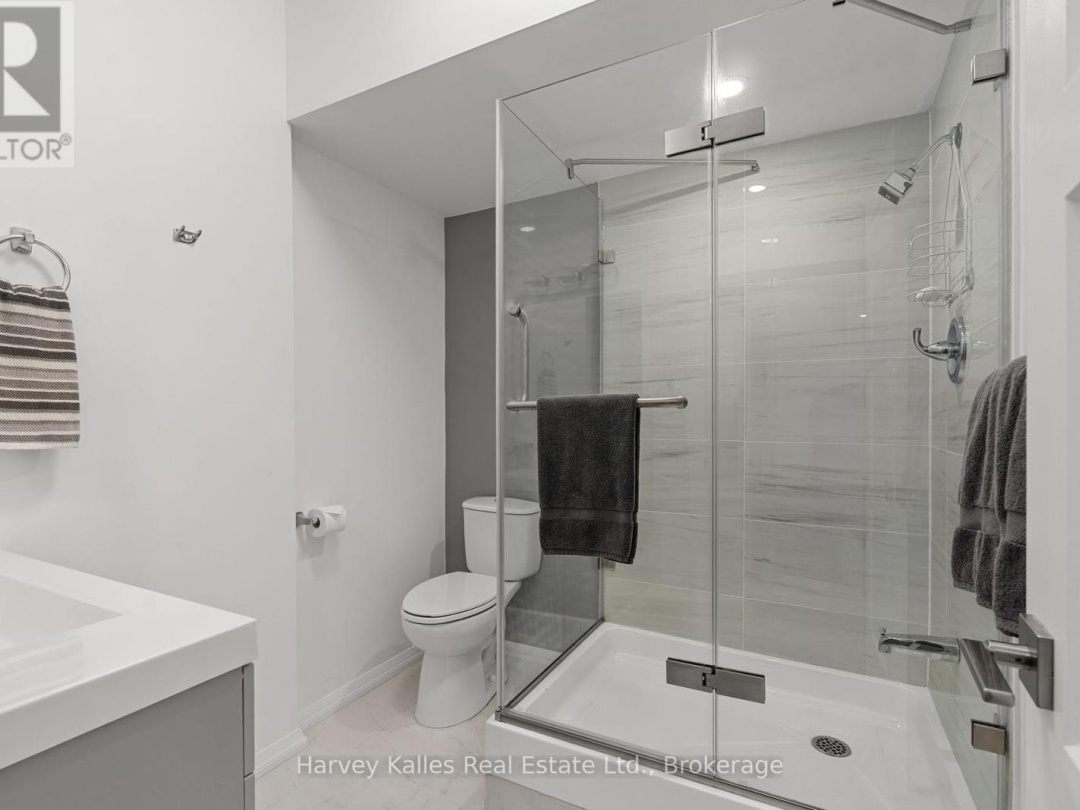 5 BLUE BIRCH LANE, 