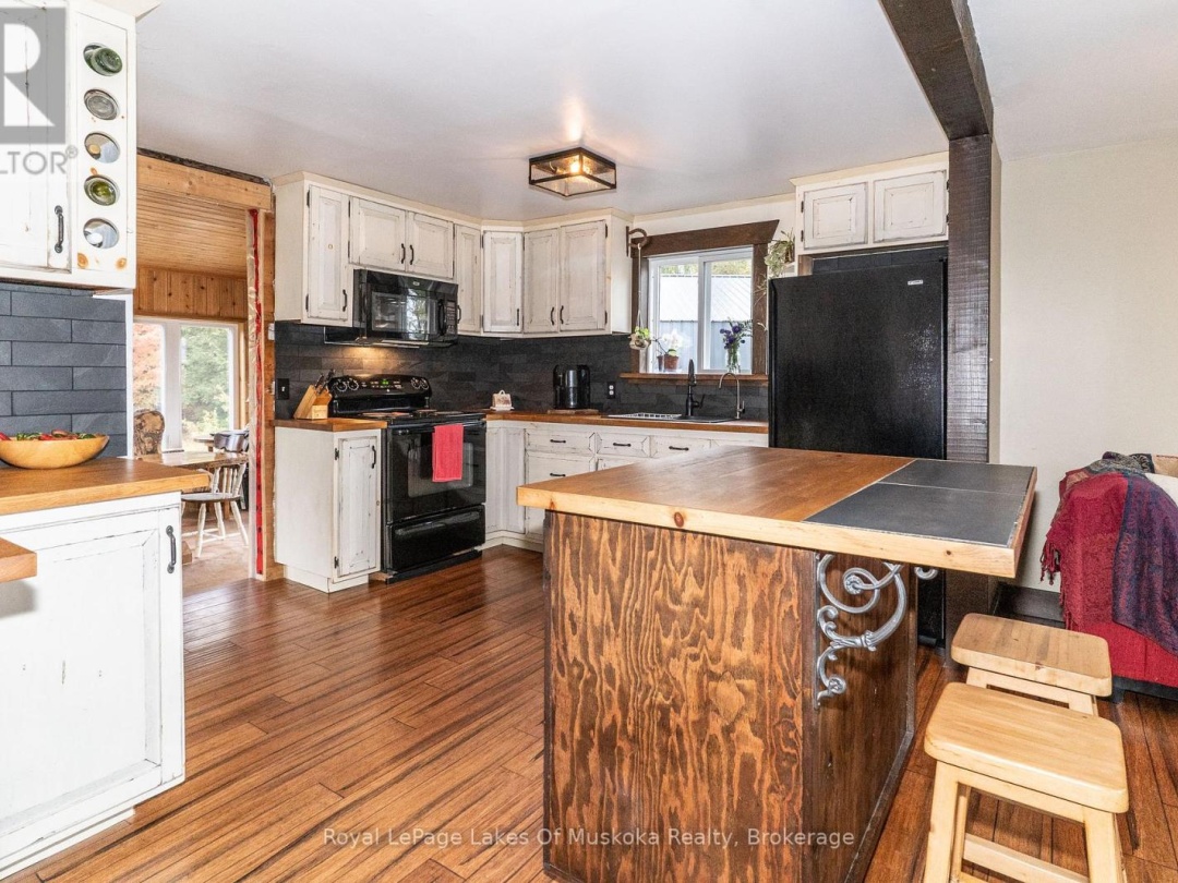 1741 DOE LAKE ROAD, 