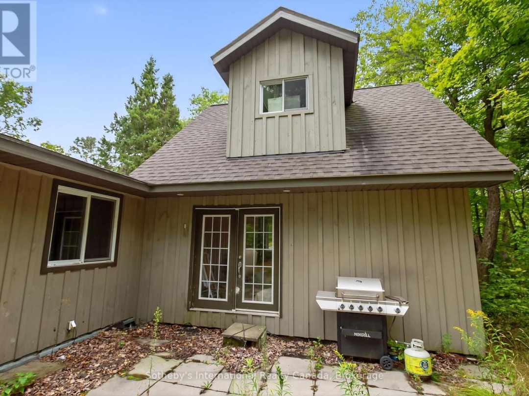 1132 LIMBERLOST ROAD, 