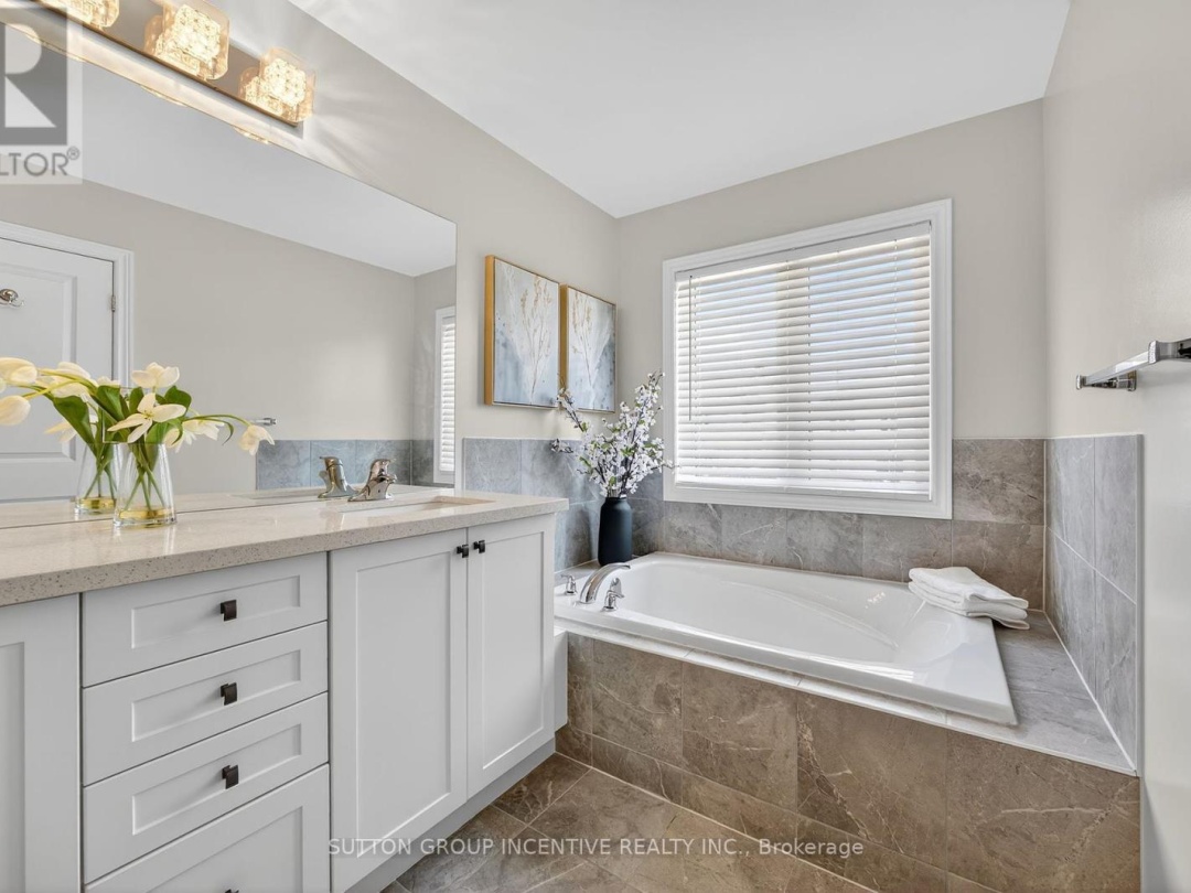 17 CHURCHLEA MEWS, 
