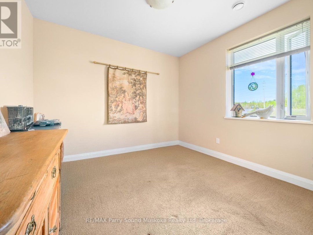 304 20 Silver Birch Court, Parry Sound