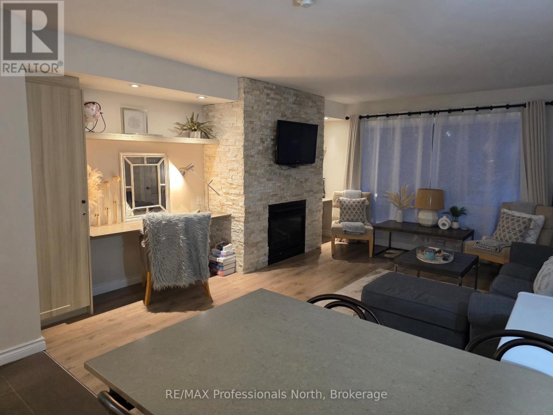 52-308 - 1235 DEERHURST DRIVE, Peninsula Lake