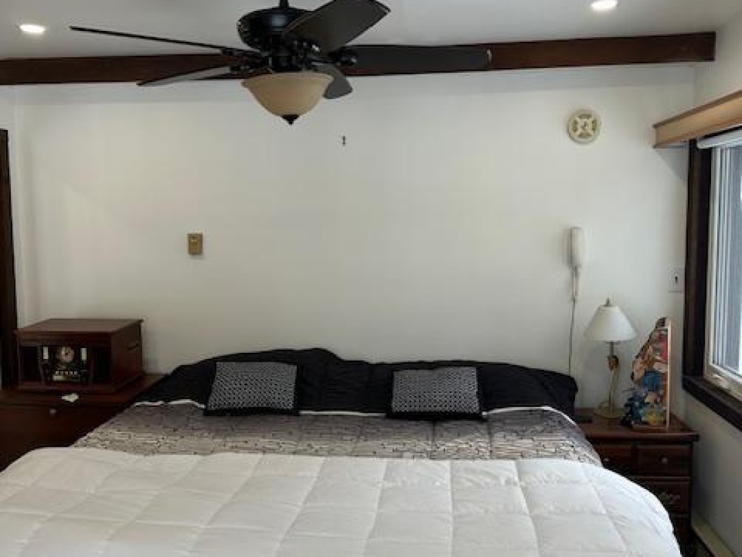 1013 MERRICK DRIVE, Wood Lake
