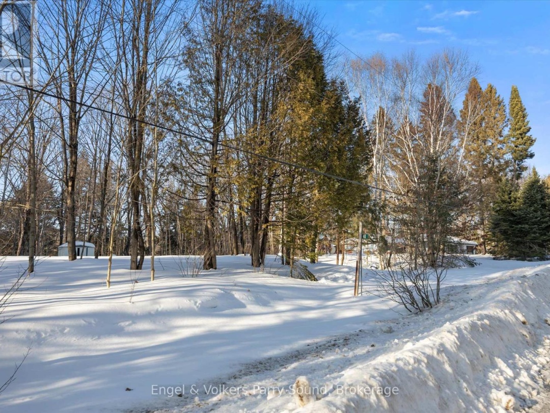 40 MILLER DRIVE, McDougall