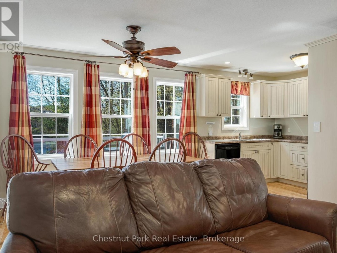 107-10 - 1052 RAT BAY ROAD, Lake of Bays