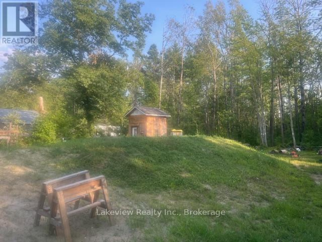 1078 SOUTH KAHSHE LAKE ROAD E, 