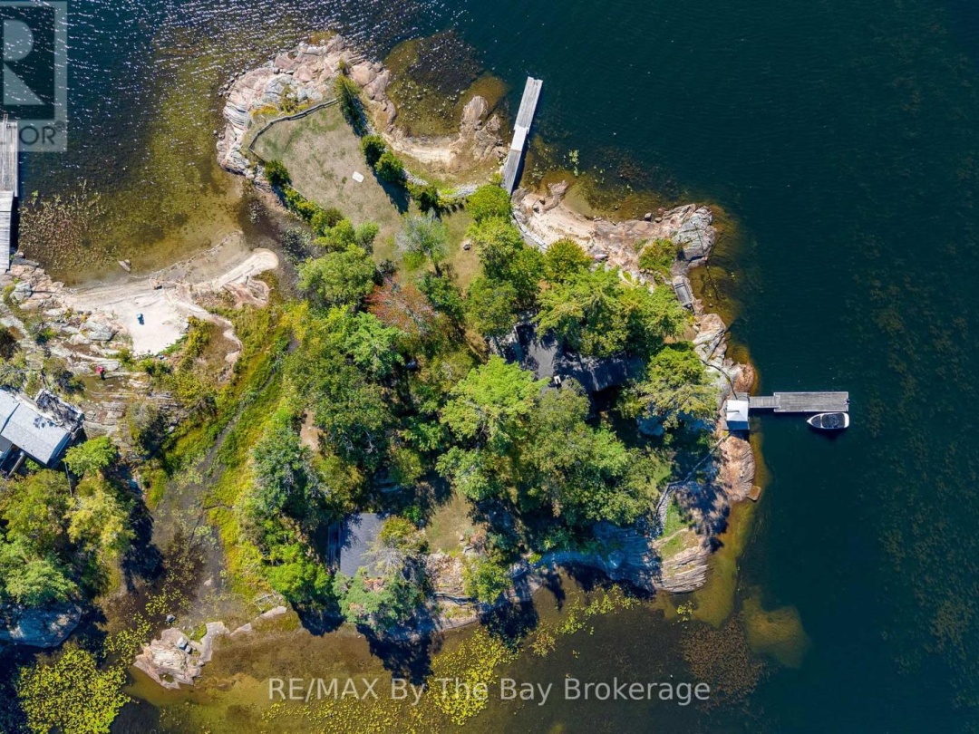 2 ISLAND 930, 