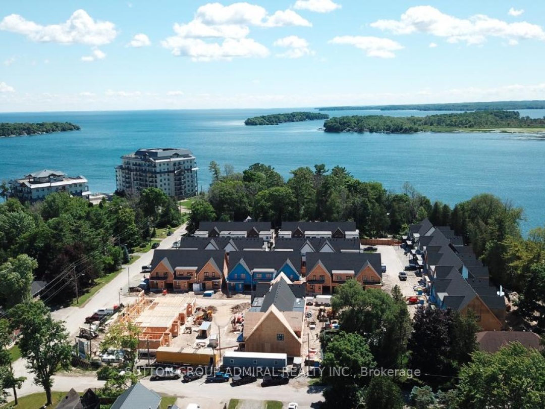 42 Ruby Crescent, Lake Simcoe