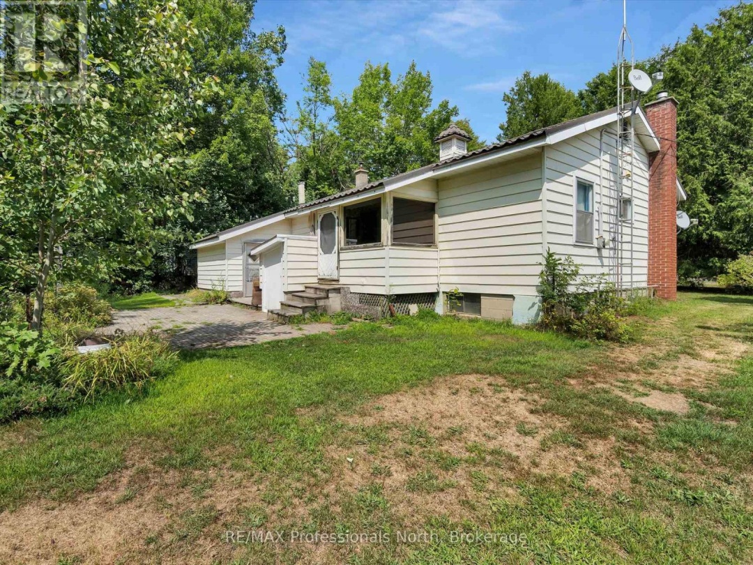 1716 GRAVENHURST PARKWAY, 