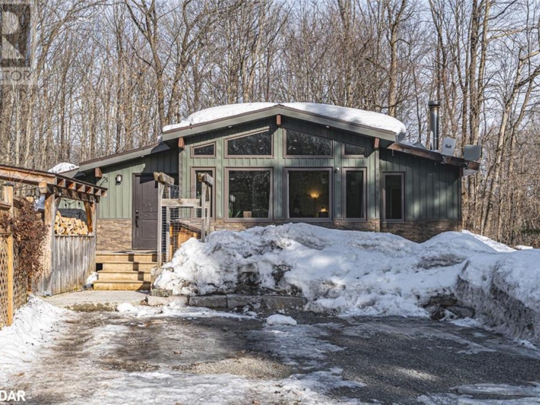 1710 Sandhill Road, Waubaushene