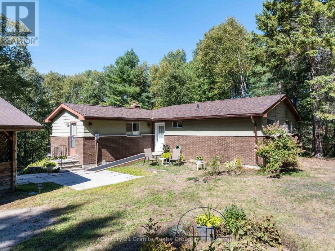 733 BOBCAYGEON ROAD, 