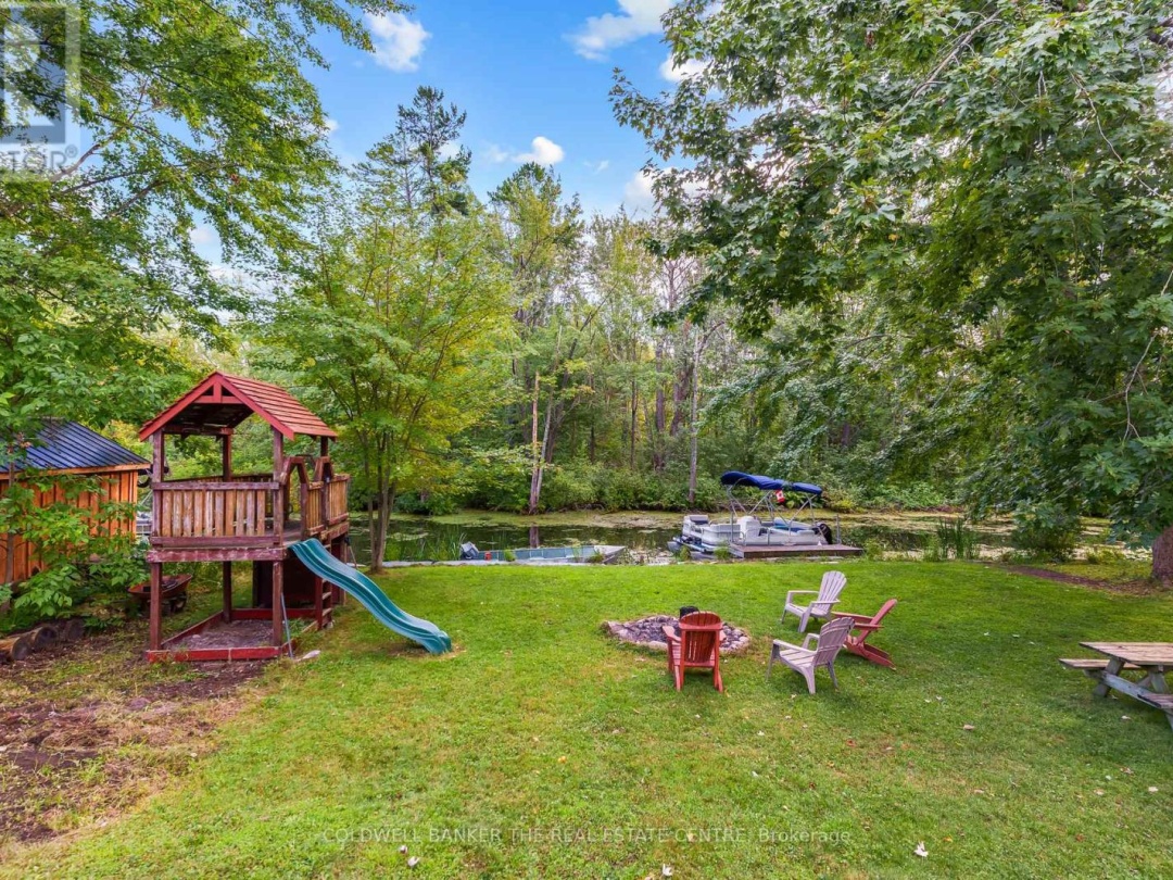 2656 WESTSHORE CRESCENT, 