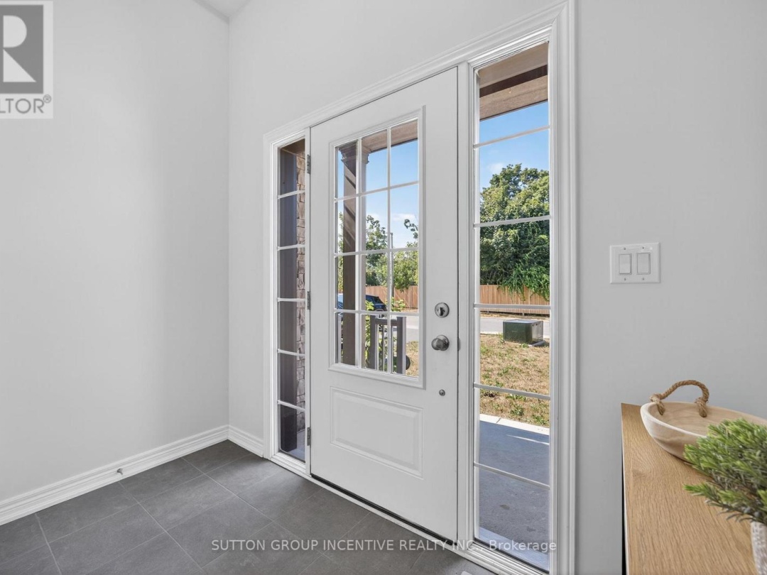 17 CHURCHLEA MEWS, 