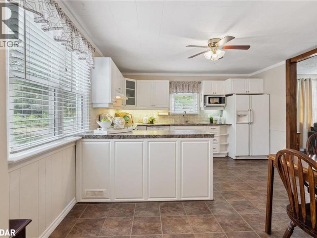 32805 THORAH Side Road, 