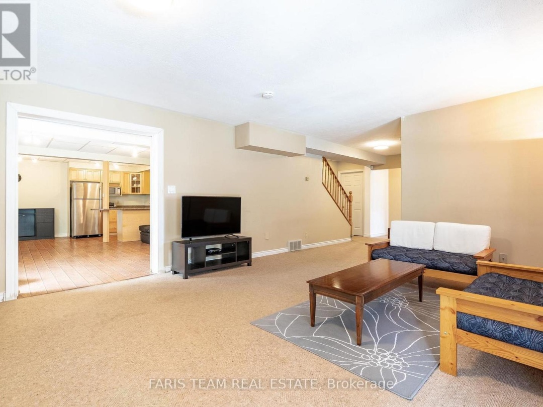 325 Brewery Lane, Orillia
