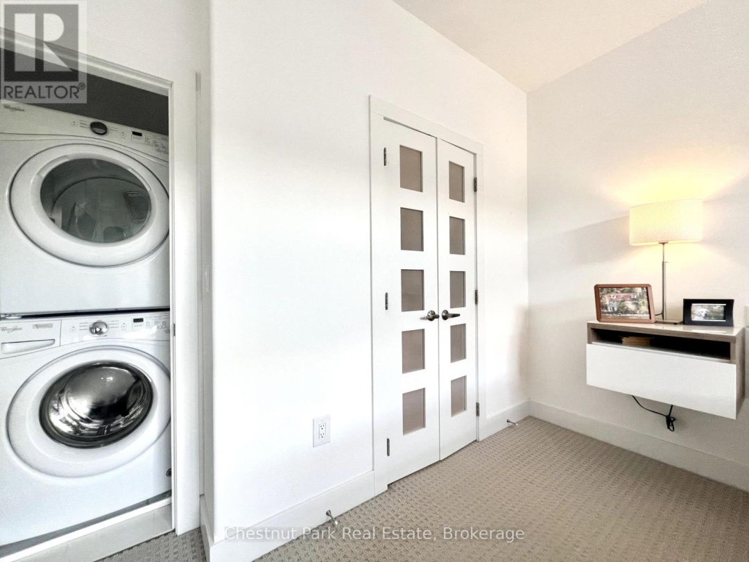 28 - 8 WILLIAM JAMES COURT, 