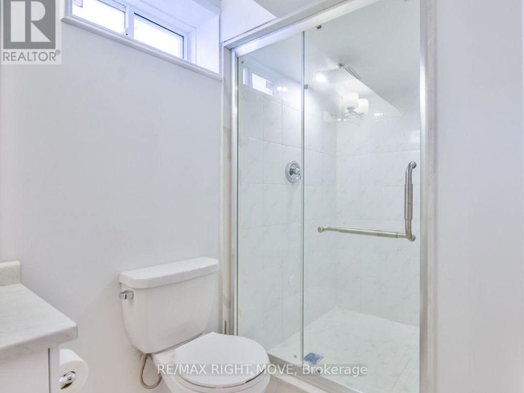 3721 QUAYSIDE DRIVE, 