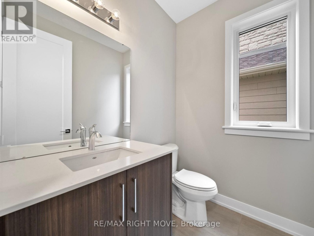 3192 Orion Boulevard, Orillia